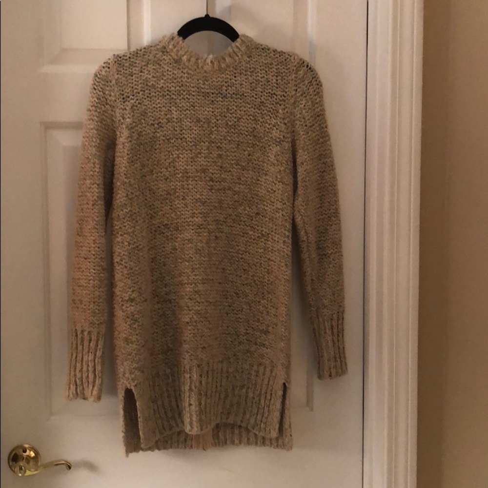 Pastel tunic sweater